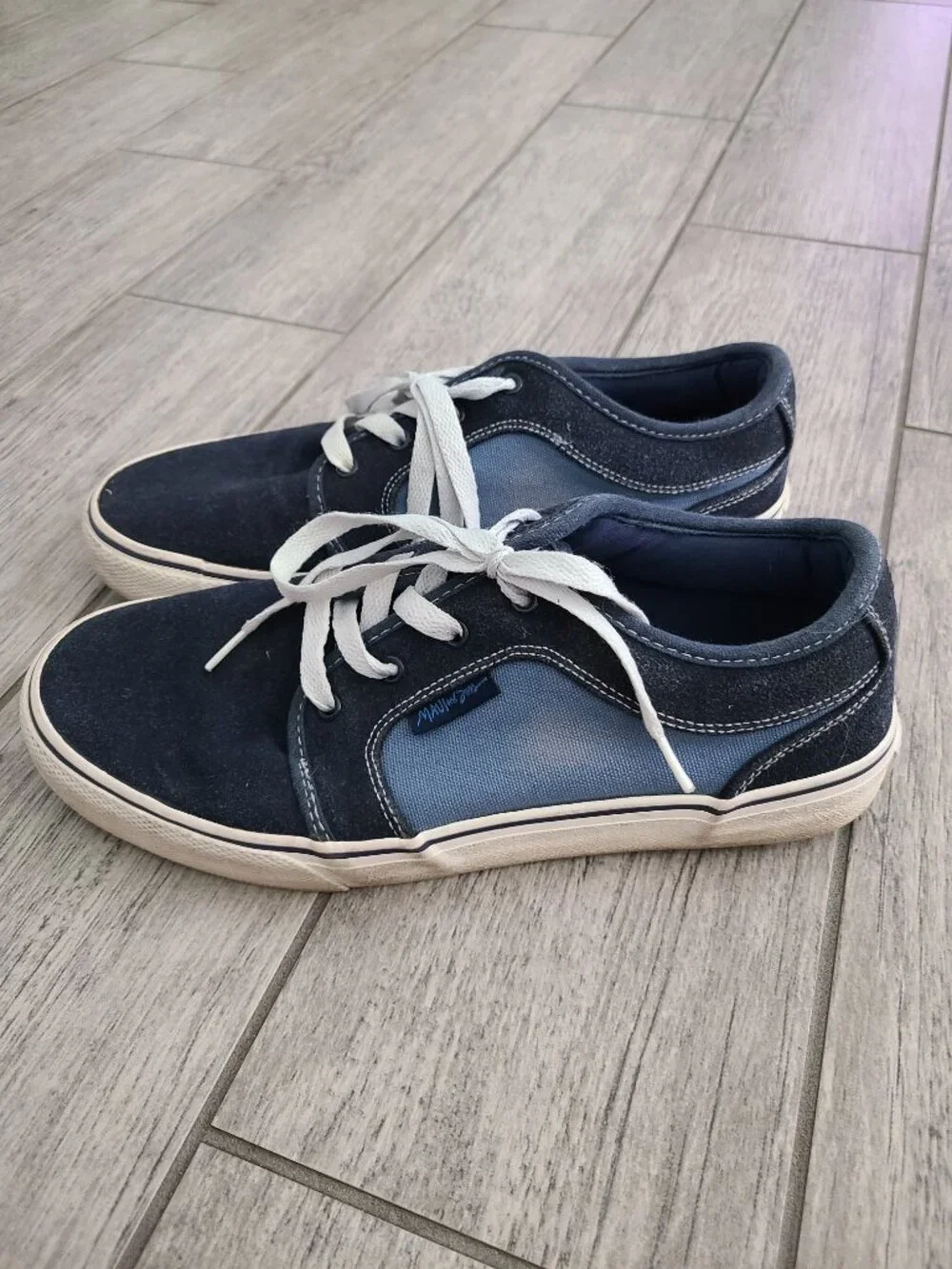Maui and Sons Wave Men's Canvas Sneakers Blue Black Size 9.5